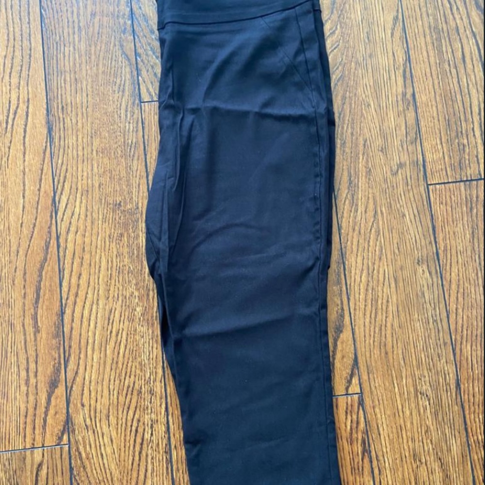 RW&Co capri city pants! NEW NEVER WORN